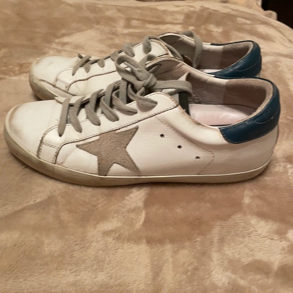 Golden Goose Sneakers - Picture 2 of 8